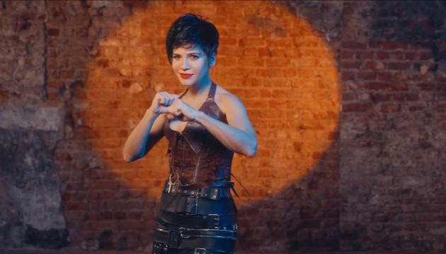 Şarkıcı Aydilge davasında 'bağış' uzlaşısı